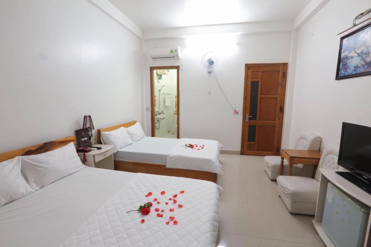 Dimpless Homestay Hue Buitenkant foto
