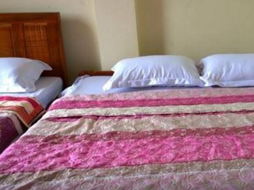 Dimpless Homestay Hue Buitenkant foto