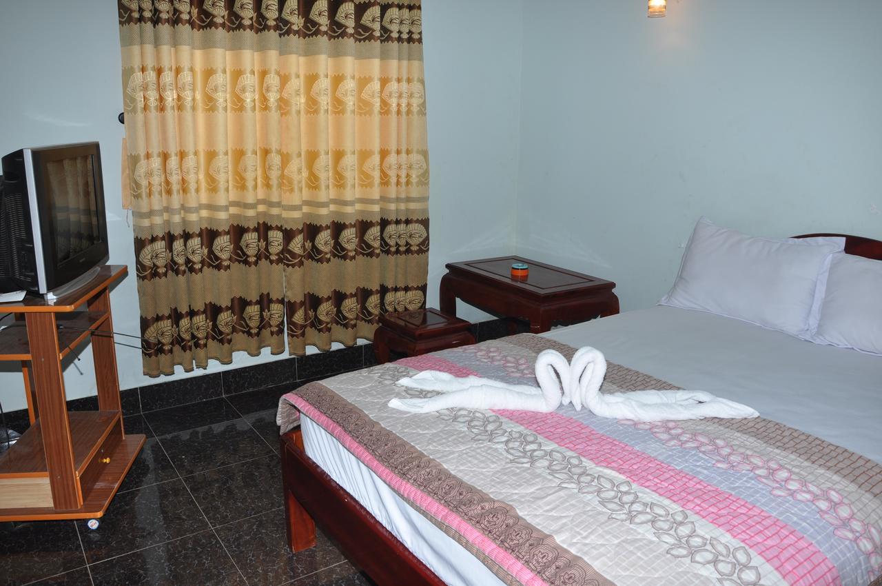 Dimpless Homestay Hue Buitenkant foto